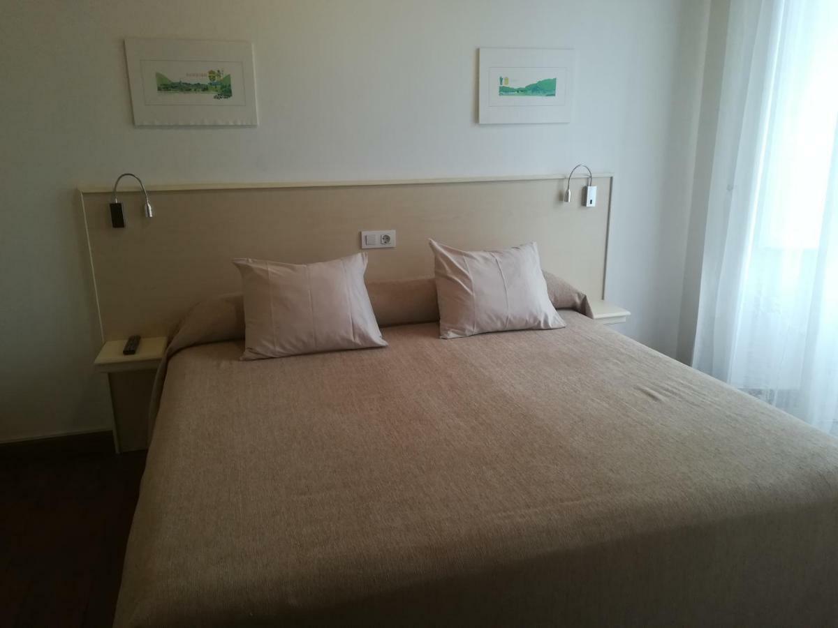Casa Simon Otel Tríacastela Dış mekan fotoğraf